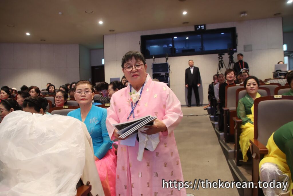 [코리안투데이] 사진 : 송화강 총연합 문화센터 김춘선 회장 © 박수진 기자