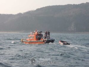 울진해경, 기관고장 모터보트 2척 예인·구조 