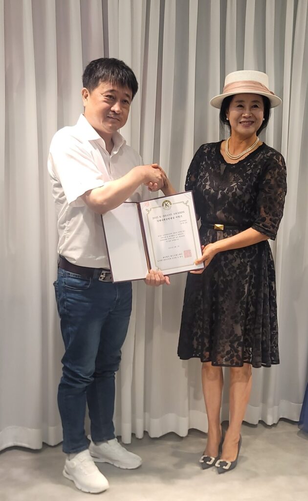 คณะศิลปะมินจียองคว้ารางวัลความรับผิดชอบต่อสังคมระดับนานาชาติจาก K-Brand Awards 2025