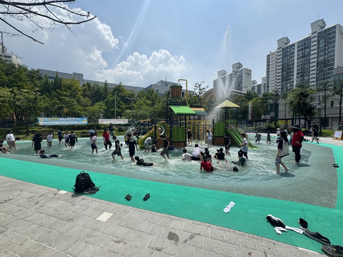 송도건강생활지원센터가 운영하는 장애인 재활보건 프로그램 현장 모습.