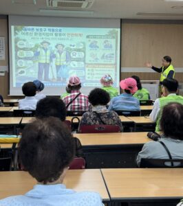간석4동 자생단체, 어르신 400명 잔치국수 나눔 행사