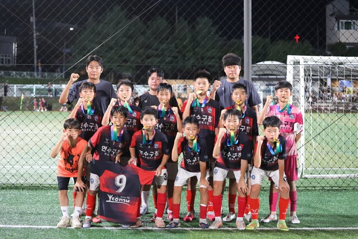 연수구청 유소년축구단, 금강대기 U-12 우승 (사진 제공: 연수구청)