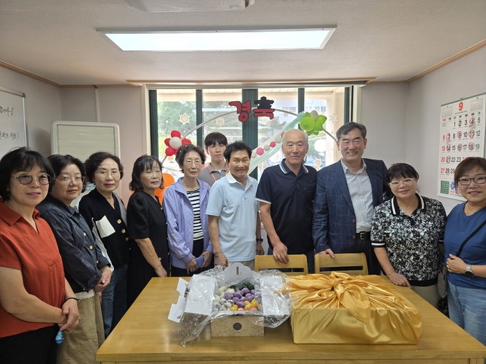 논현1동 지역사회보장협의체, 추석맞이 경로당 송편 나눔 (사진 제공: 남동구청)