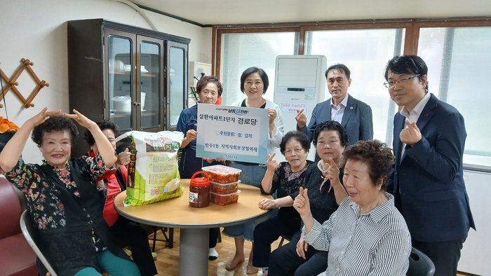 만수1동 지역사회보장협의체, 김치·쌀 나눔으로 이웃사랑 실천 (사진 제공: 남동구청)