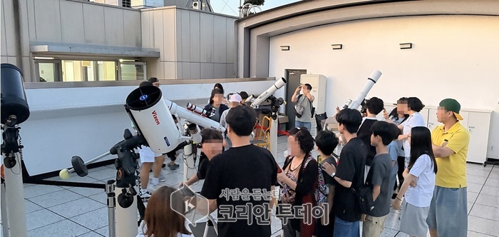 Den Observatoire vu Uijeongbu organiséiert "Spadséiergank am Hierschtnuetshimmel"