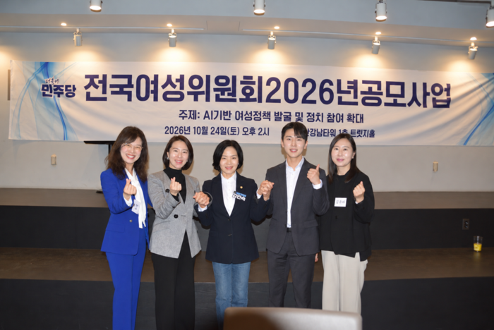 [코리안투데이] 한국자격검증연구소 손숙 대표, 시니어의 삶과 추억을 시·노래·영상으로 잇는 창작 교육 펼쳐 © 김현수 기자
