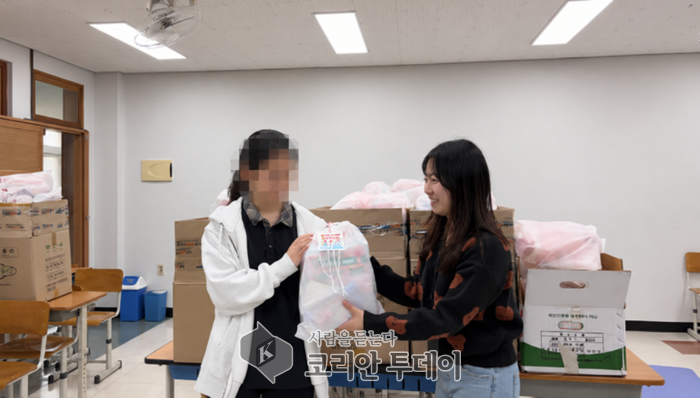 [코리안투데이] 부천여자고등학교 수험생 응원 선물세트 전달식 © 이예진 기자